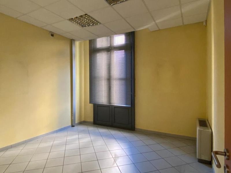 Local commercial - 300 m²