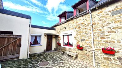 Maison en pierre - 79 m² - 4 pièces