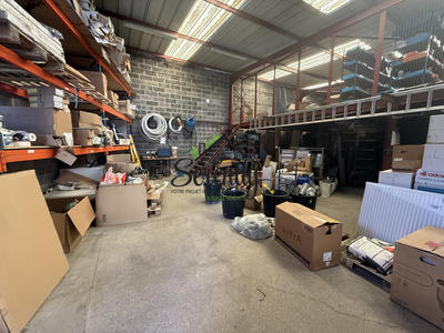 Parking / Garage - 190 m²