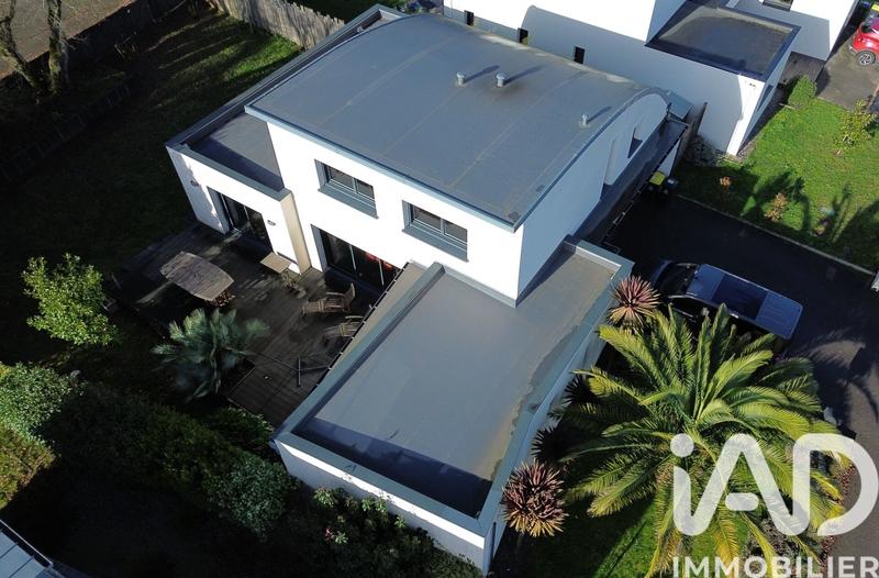 Maison - 163 m² - 6 pièces