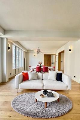 Appartement - 100 m² - 4 pièces