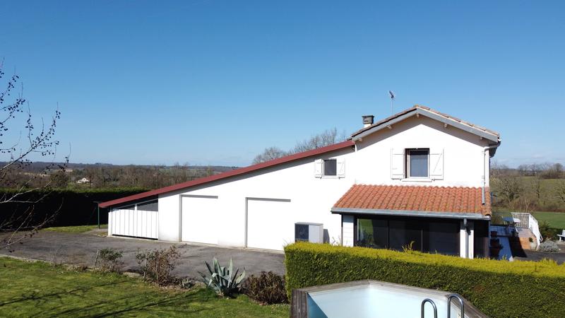 Maison - 164 m² - 6 pièces