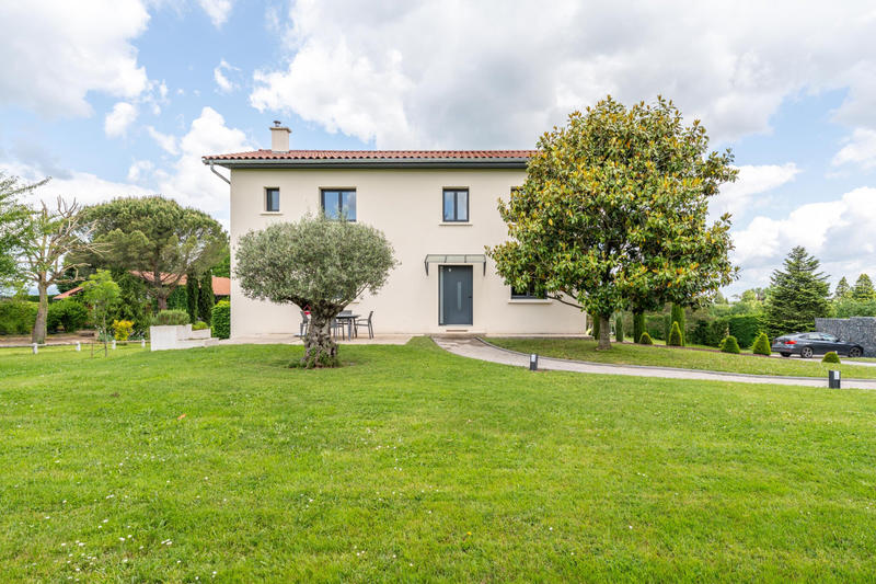 Maison - 190 m² - 7 pièces