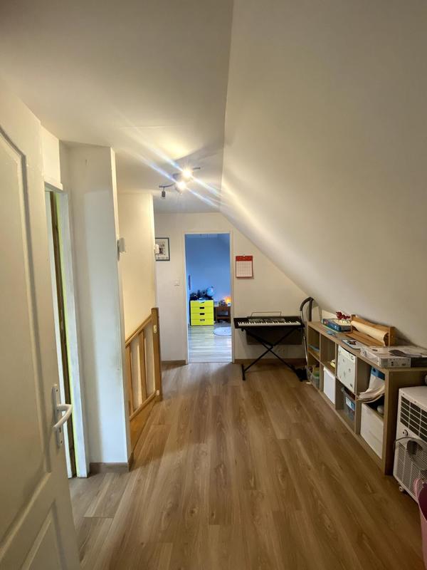 Maison - 91 m² - 5 pièces