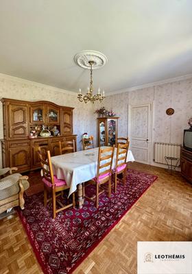 Maison ancienne - 165 m² - 8 pièces