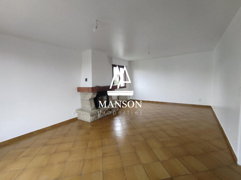 Maison - 107 m² - 6 pièces