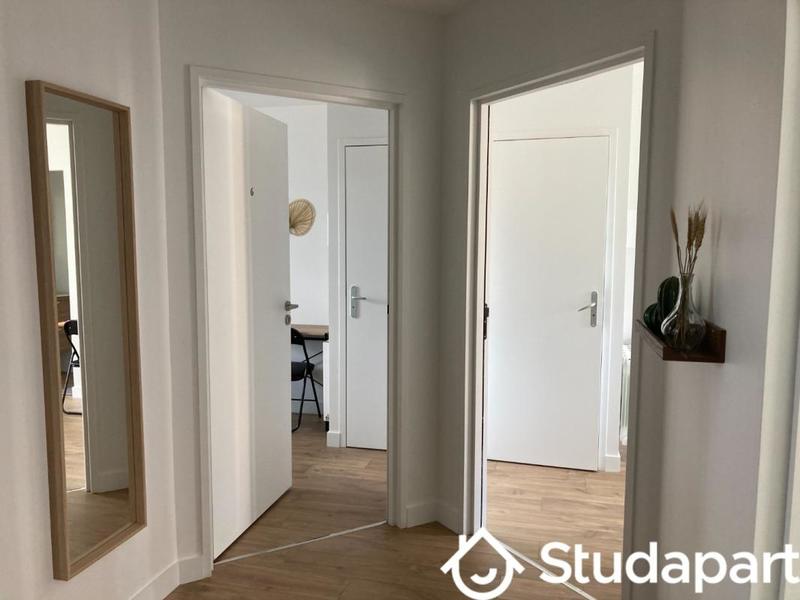 Chambre - 15 m² - 1 pièce