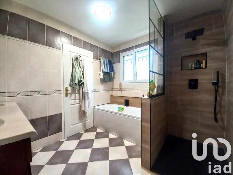 Maison - 134 m² - 5 pièces