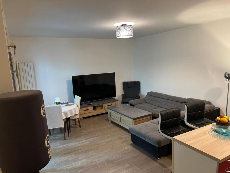 Appartement - 60 m² - 2 pièces