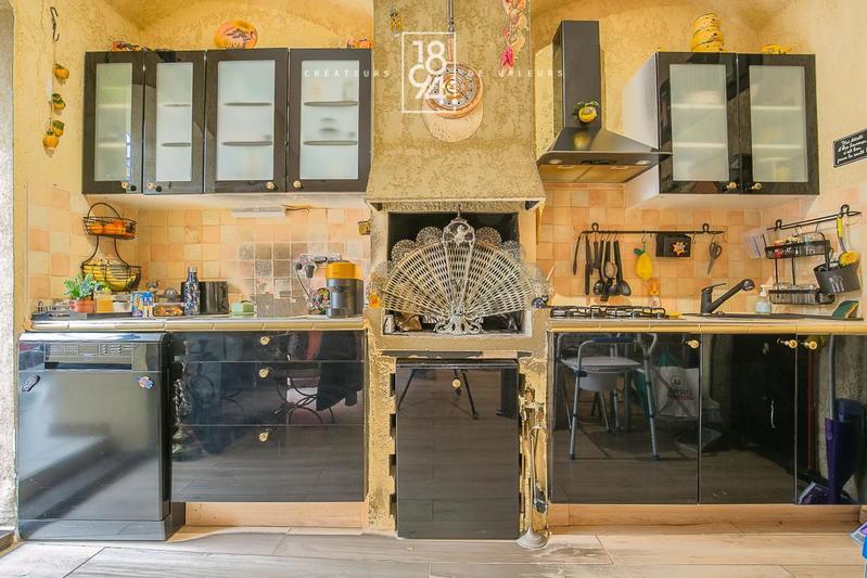 Appartement - 90 m² - 3 pièces