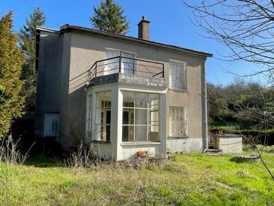 Maison - 140 m² - 7 pièces