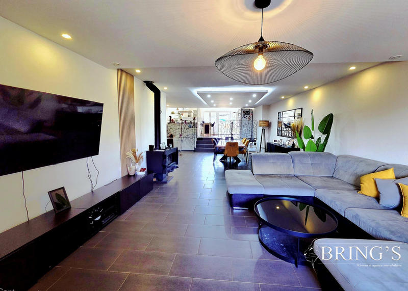 Maison ancienne - 275 m² - 7 pièces