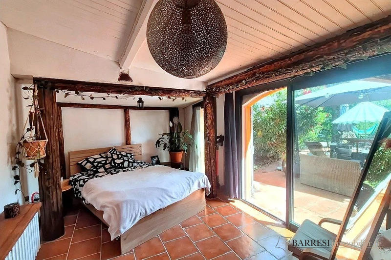 Maison ancienne - 250 m² - 8 pièces