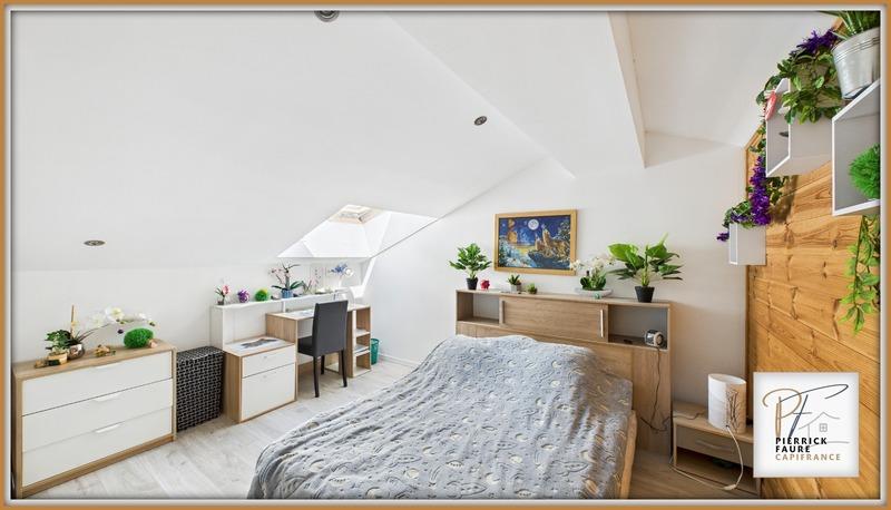 Duplex - 133 m² - 6 pièces