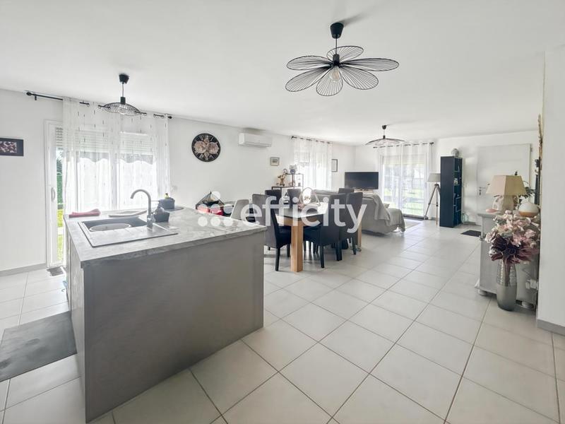 Pavillon - 88 m² - 4 pièces