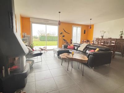 Maison - 107 m² - 5 pièces