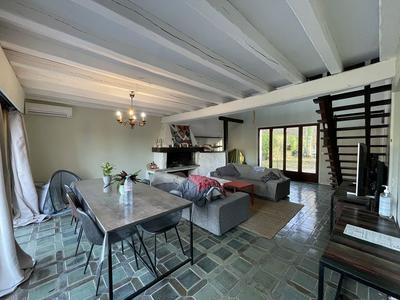 Maison traditionnelle - 149 m² - 6 pièces