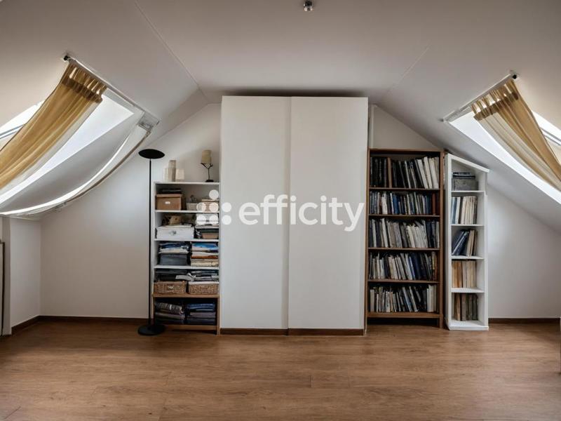 Maison - 206 m² - 9 pièces