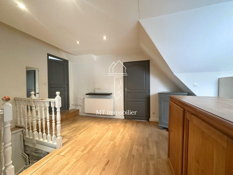 Maison - 205 m² - 4 pièces