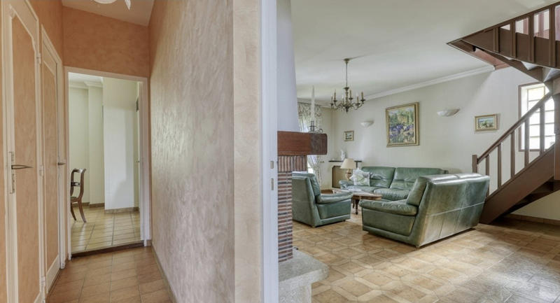 Maison - 137 m² - 5 pièces