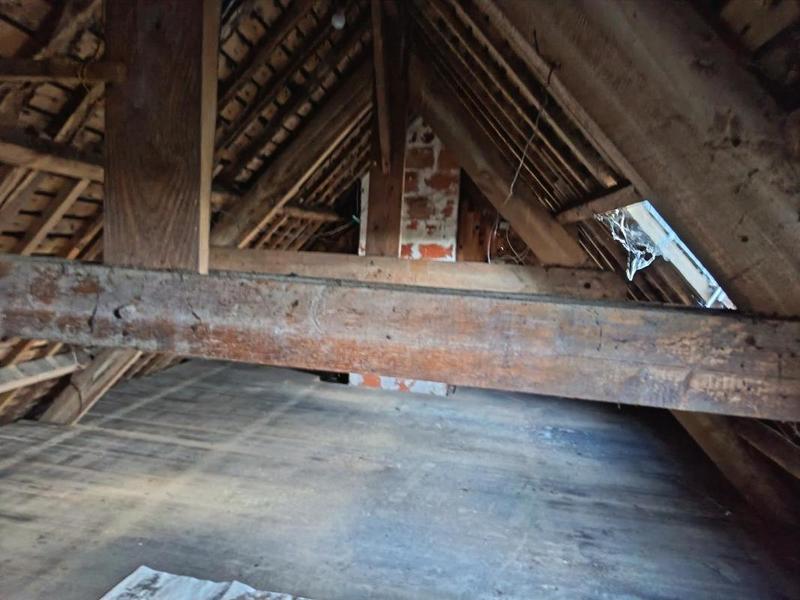 Maison - 145 m² - 10 pièces