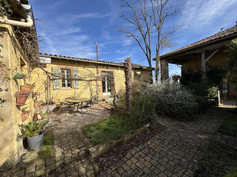 Maison ancienne - 427 m² - 14 pièces