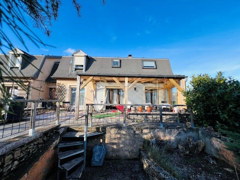 Maison traditionnelle - 150 m² - 5 pièces