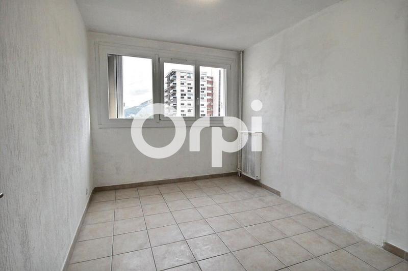 Appartement - 79 m² - 4 pièces