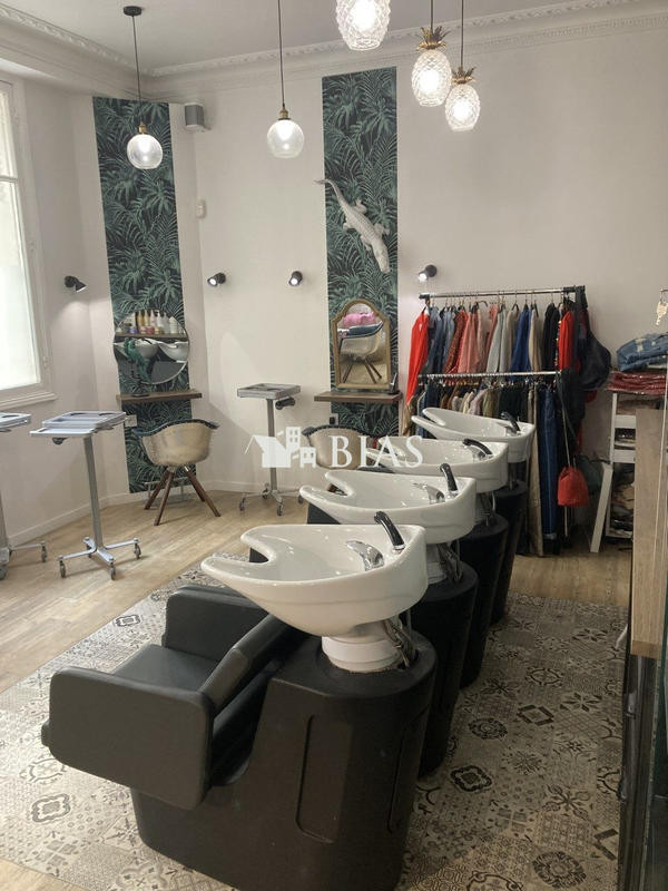 Fonds de commerce - 75 m²