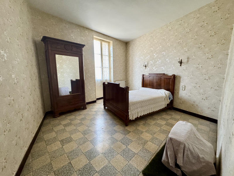 Maison - 186 m² - 7 pièces