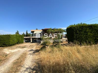 Maison - 327 m² - 9 pièces