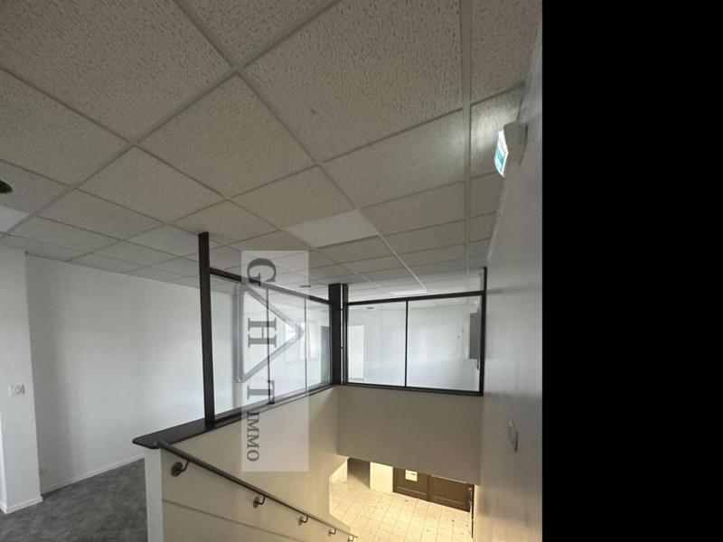 Local commercial - 300 m²