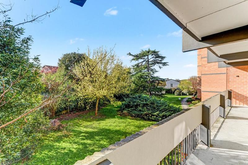 Appartement - 94 m² - 4 pièces