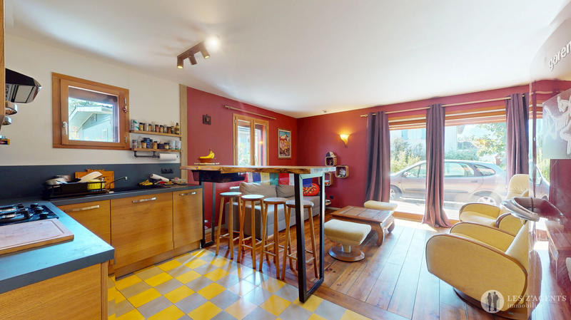 Maison - 100 m² - 6 pièces