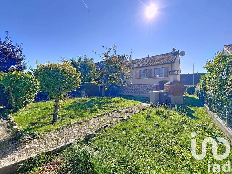 Maison - 98 m² - 4 pièces