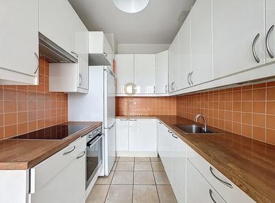 Appartement - 75 m² - 3 pièces