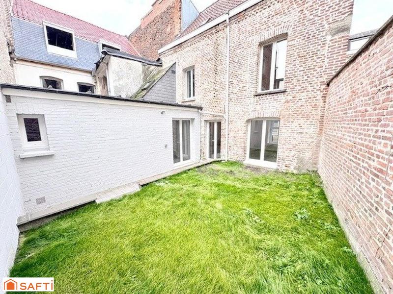 Maison - 149 m² - 8 pièces