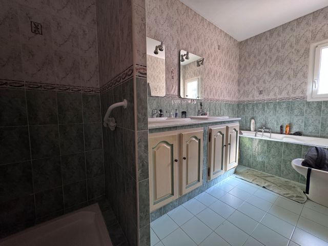 Maison - 117 m² - 4 pièces