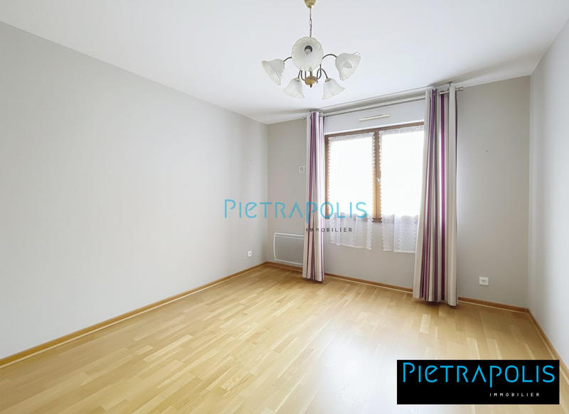 Appartement - 86 m² - 4 pièces