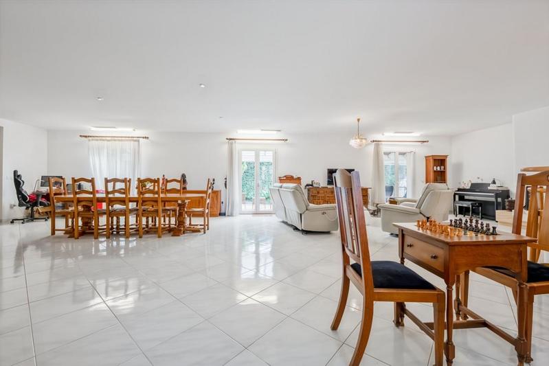 Maison - 186 m² - 5 pièces