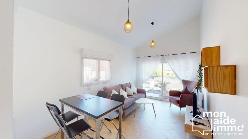 Maison contemporaine - 174 m² - 6 pièces