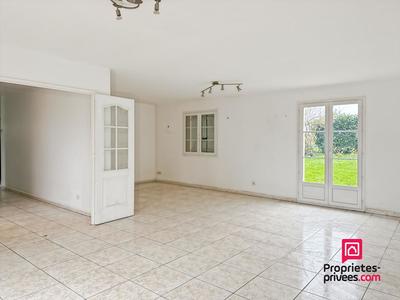 Maison - 101 m² - 5 pièces