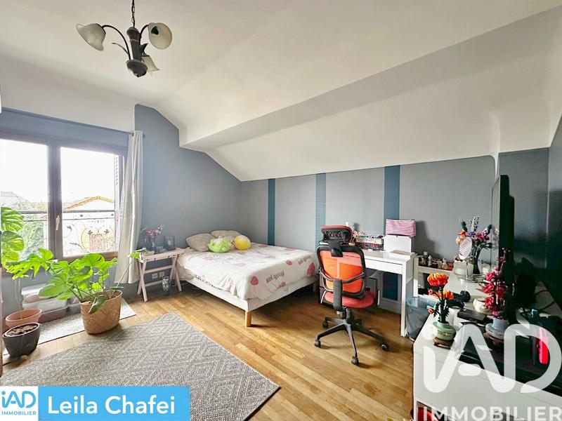 Maison - 155 m² - 8 pièces