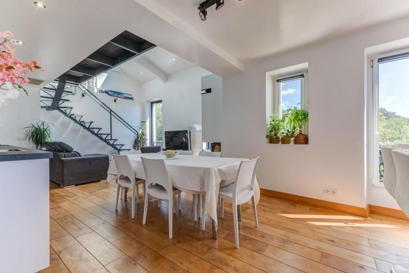 Appartement - 132 m² - 4 pièces