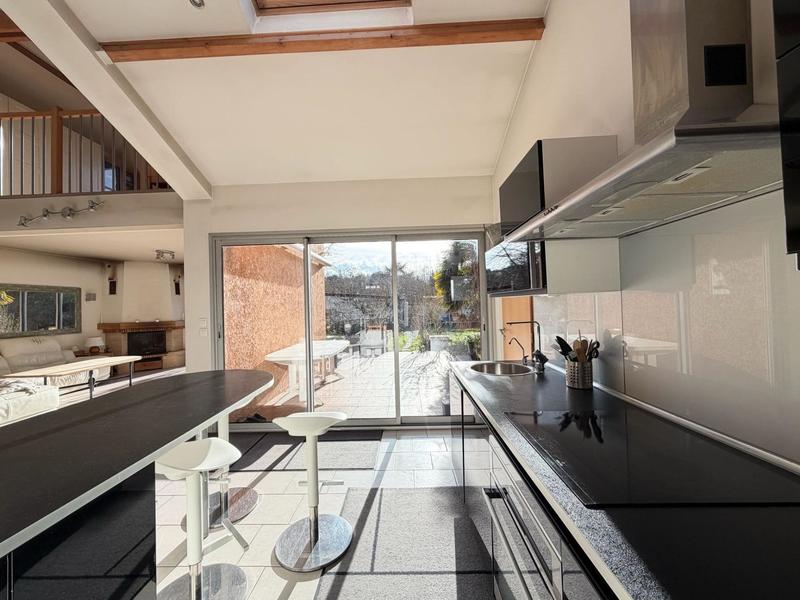 Maison - 150 m² - 7 pièces