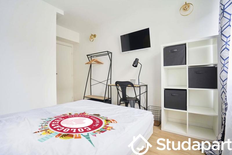 Chambre - 10 m² - 1 pièce