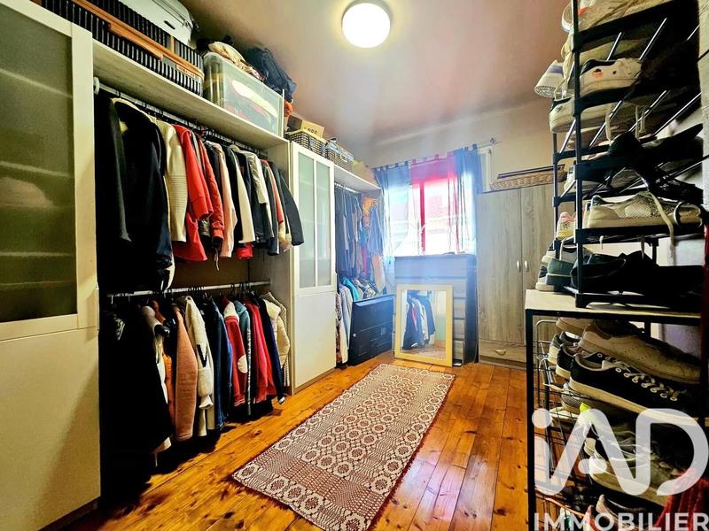 Maison - 181 m² - 7 pièces