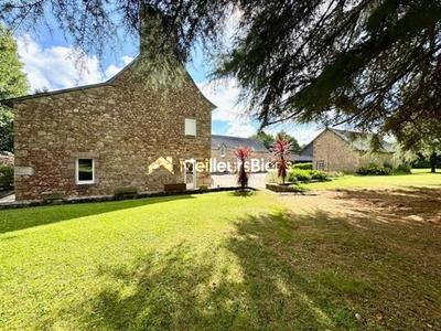 Propriété - 192 m² - 12 pièces