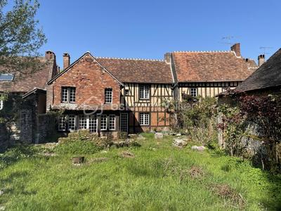 Maison ancienne - 166 m² - 8 pièces