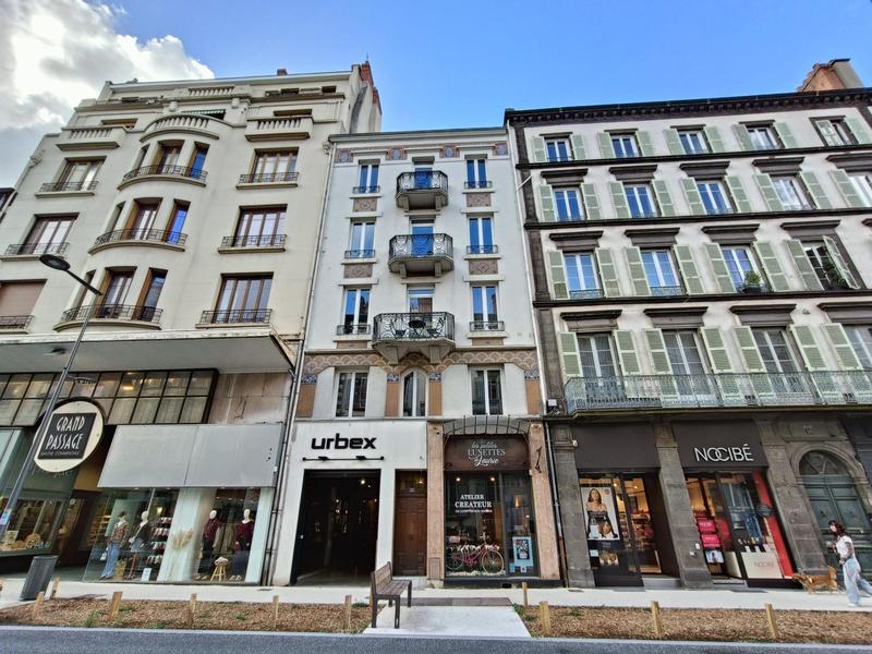 Appartement - 109 m² - 3 pièces